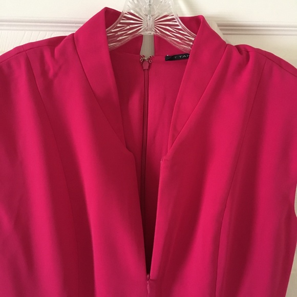 T Tahari cap sleeve fuchsia dress - NWT - Picture 6 of 7